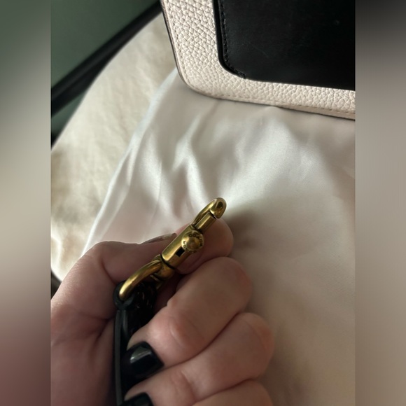 Coach Tabby 26 in Snakeskin - Picture 4 of 9